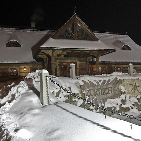 Poczesna Hotel Zornica מראה חיצוני תמונה